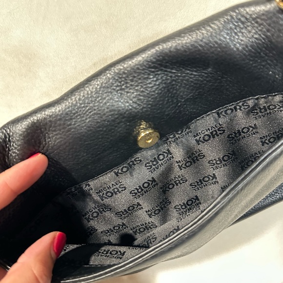 Michael Kors purse - Picture 2 of 4